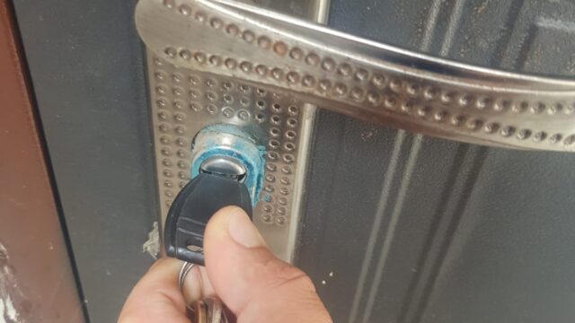 cheie-blocata-in-butuc