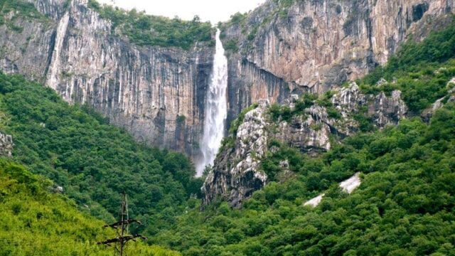 1753276384818-route_right_image